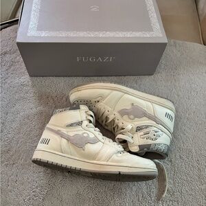 Fugazi one in the chamber Gunmetal Grey Neutral